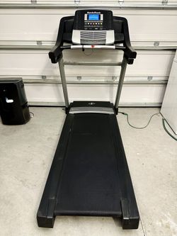 Nordictrack c700 discount treadmill for sale