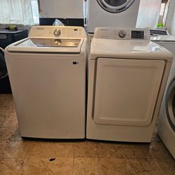 Samsung washer and gas dryer set