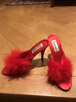 FREDRICKS SEXY RED SLIPPER 👠 HEELS size 6