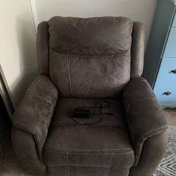 Lazy Boy Electric Recliner
