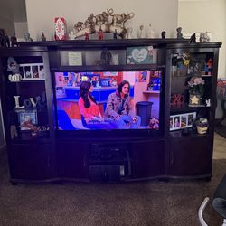 Entertainment Center tv