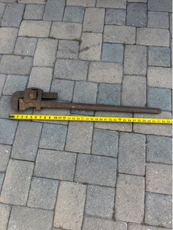 36” pipe wrench