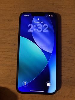 iPhone 16e