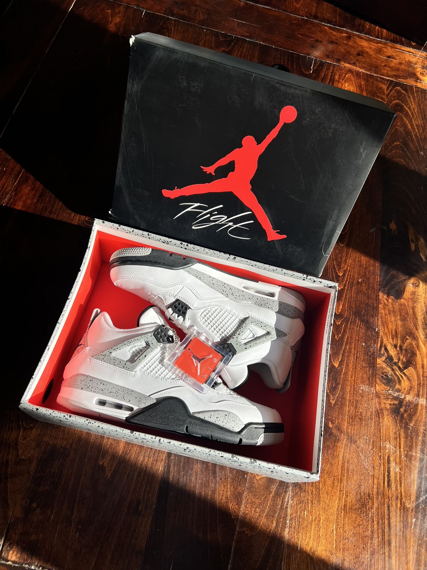 Air Jordan 4 OG White Cement 2016
