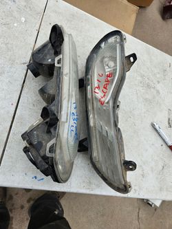 Ford Escape fog light