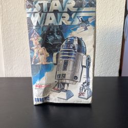 Scale Model R2D2