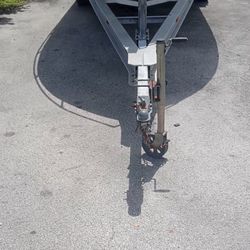 This Is 28 Ft Aluminum Hauler 