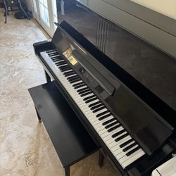 KAWAI UPRIGHT PIANO