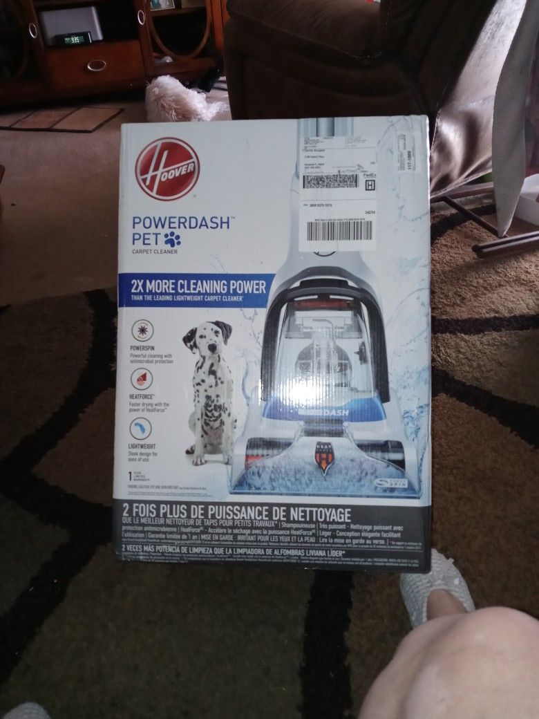 HOOVER CARPET STEAM CLEANER