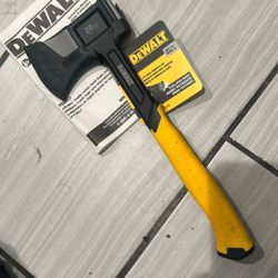 Campers  Axe  Dewalt    Brand  New