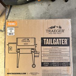 Traeger Tailgater Smoker