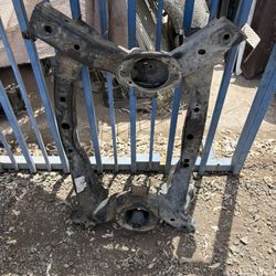 2016 Chrysler 300 Front Subframe 