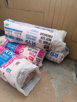 pink next gen fiberglass insulation R19