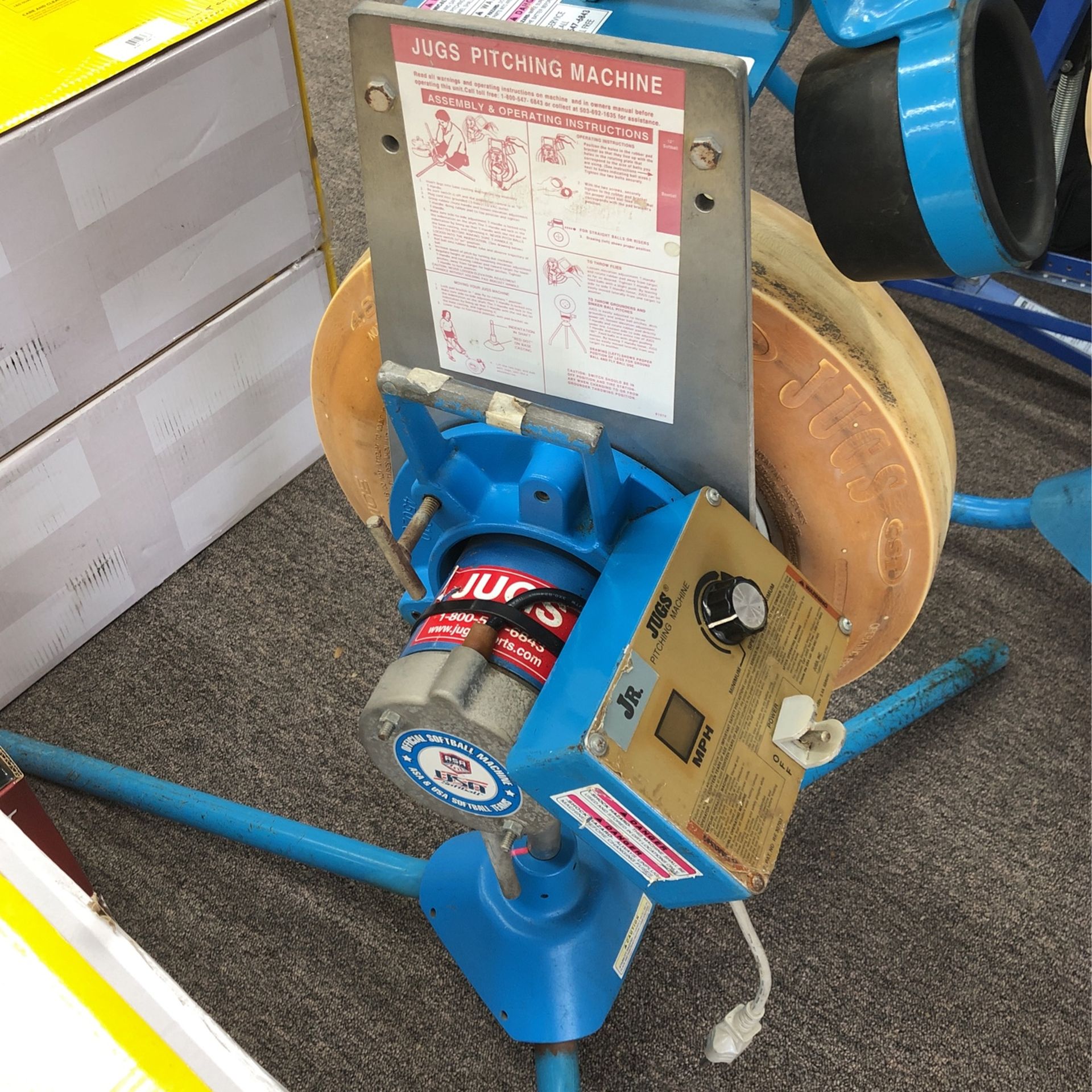JUGS JR PITCHING MACHINE for Sale in Fullerton, CA OfferUp