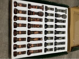 Delux collectors chess set