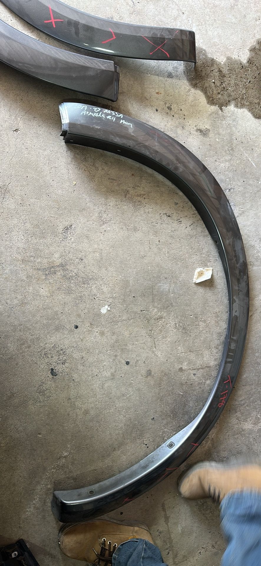 2017-23  Nissan 63810-5ZW0A Passenger RH Front Fender Flare 2017-2023 Armada