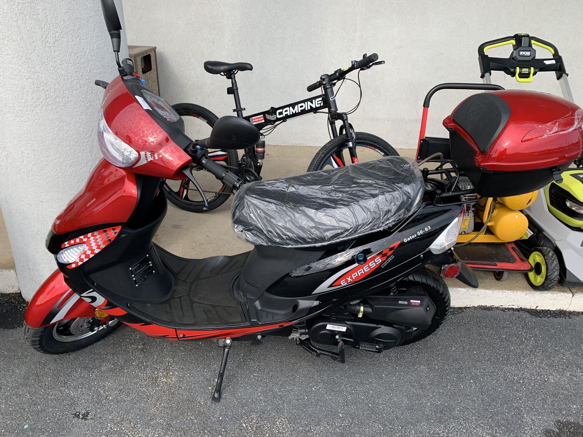 Gator deals 50 scooter