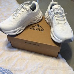 9.5 Never Worn Women’s NORTIV 8 [MovePropel] Women's Comfortable Walking Running Tennis Shoes MovePropel Athletic Gym Workout Jogging Fashion Sneakers