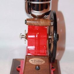 Vintage Res Cast-Iron Hand Crank Coffee Grinder