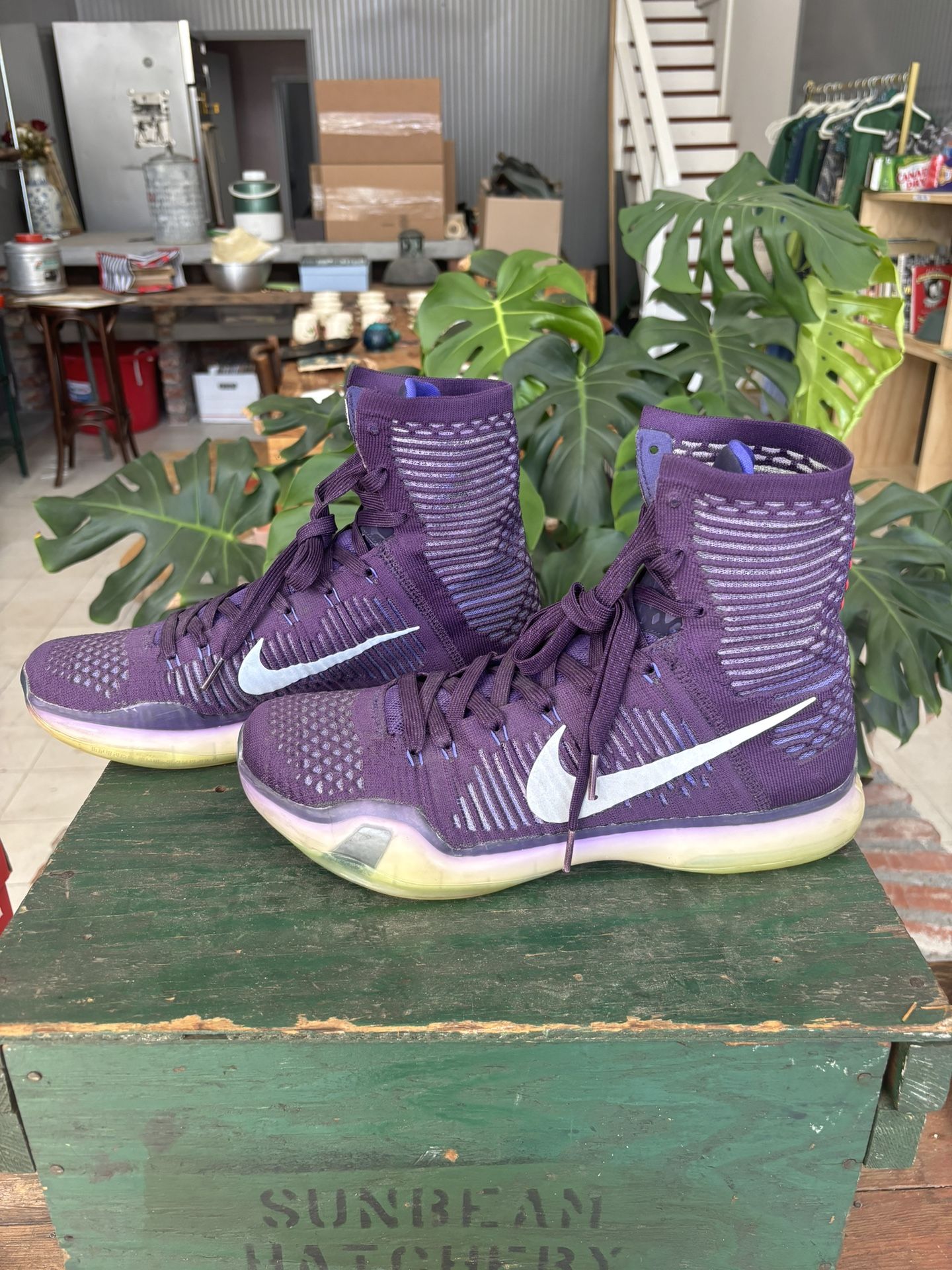 Nike Kobe 10 Elite Team Size 11 Men's (US)
