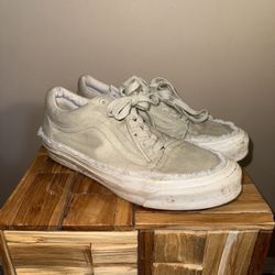Beige Frayed Vans 