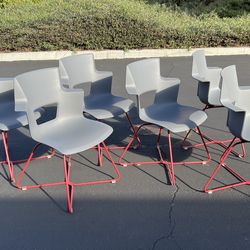 Modern Contemporary Steelcase Turnstone Dining Chairs / Office Chairs