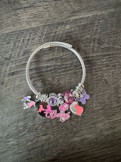Bestie Jr pulsera  para niña  3 pulseras por $10