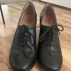 Women’s Dress Shoes 