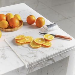 Clear Acrylic Cutting Board with Counter Lip Detachable Grater