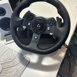 Logitech G920 Driving Force Racing Wheel for Xbox One/PC