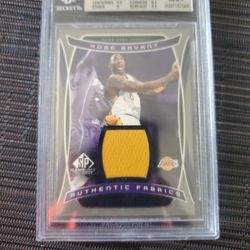 Lakers Kobe Bryant Graded Jersey Card POP 3