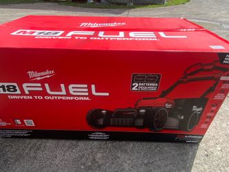 Milwaukee m18 fuel 21” lawnmower