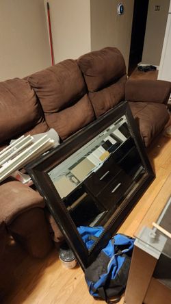 Freebie free couch to pick up in San Jose