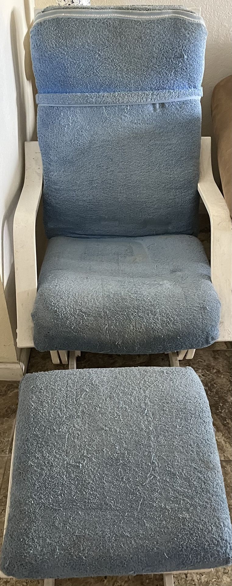 Swing Chair With Ottoman