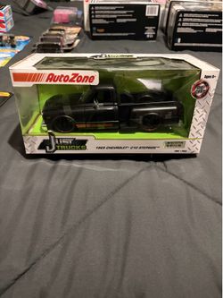 JADA JUST TRUCKS AUTO ZONE 1969 CHEVROLET C10 STEPSIDE LE 1:24 SCALE