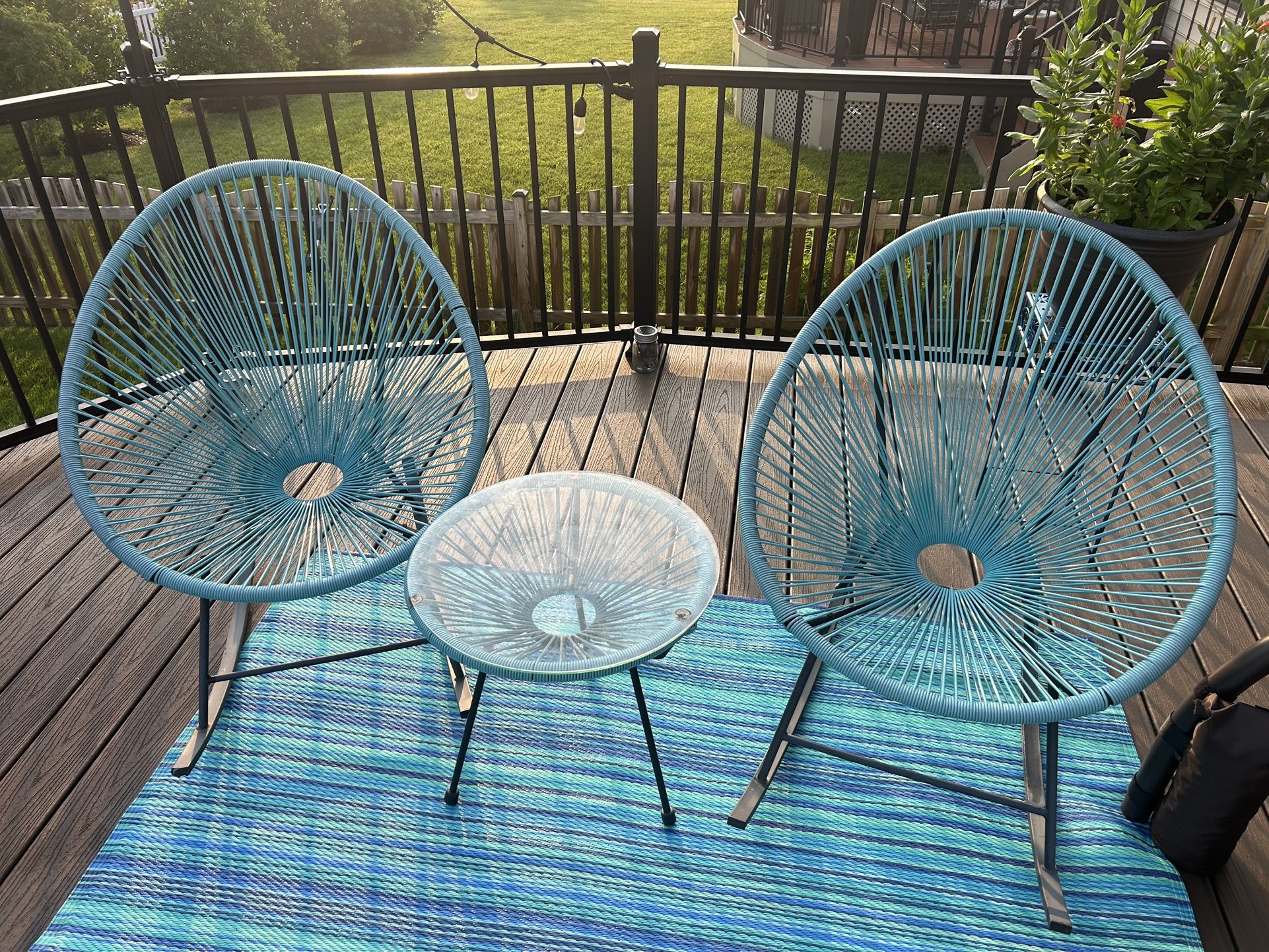 Outdoor / Indoor Rocking chairs With Table