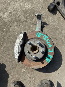 2018 Tesla Model 3 Right Front Spindle