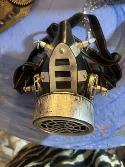 Faux Gas Mask