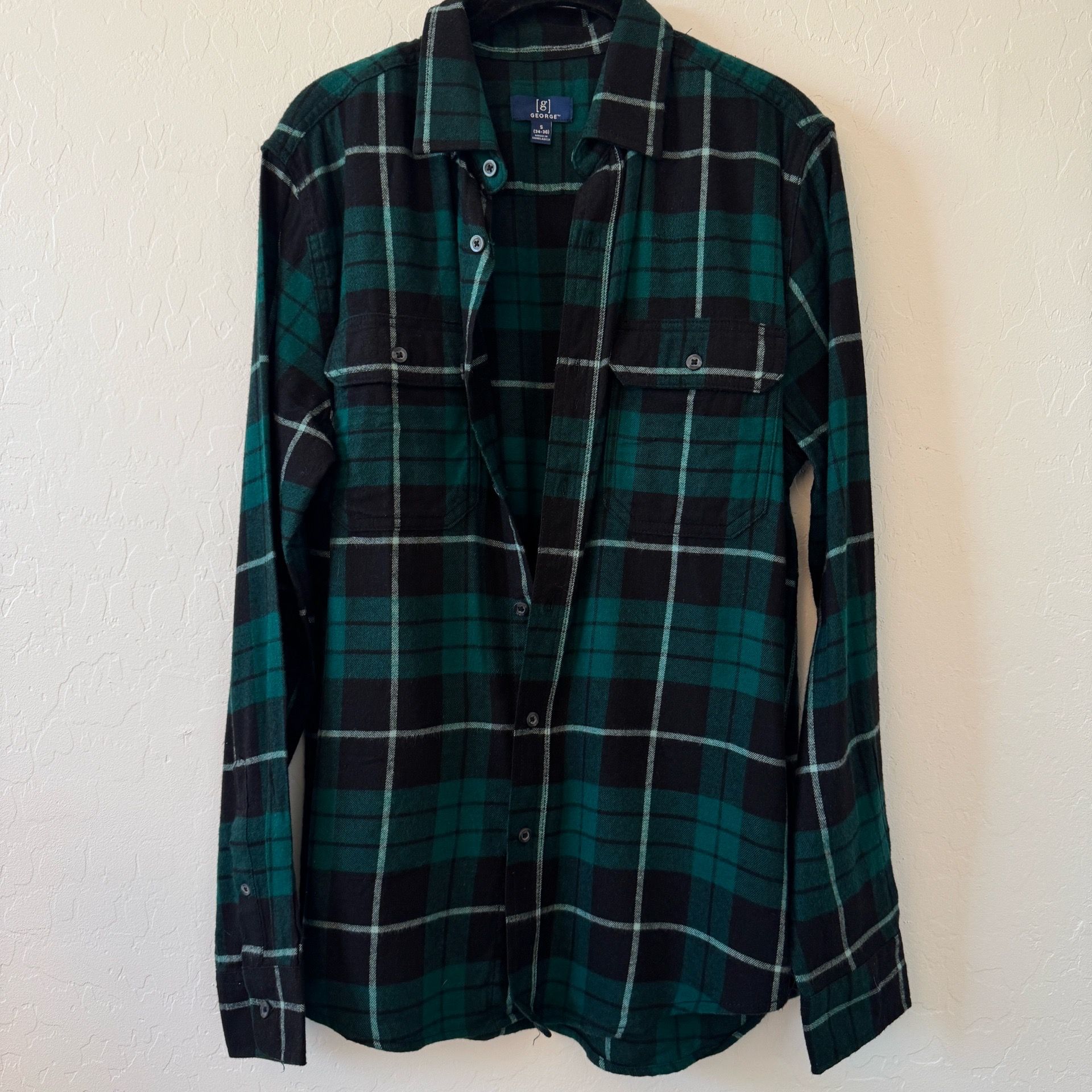 Women’s Top - Flannel - Size Small - Green
