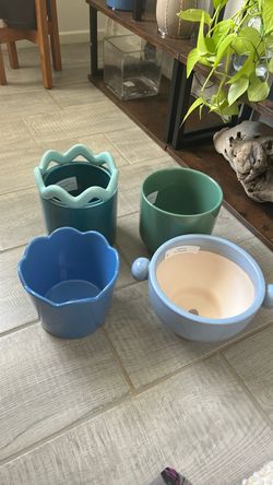 Ceramic planters lot