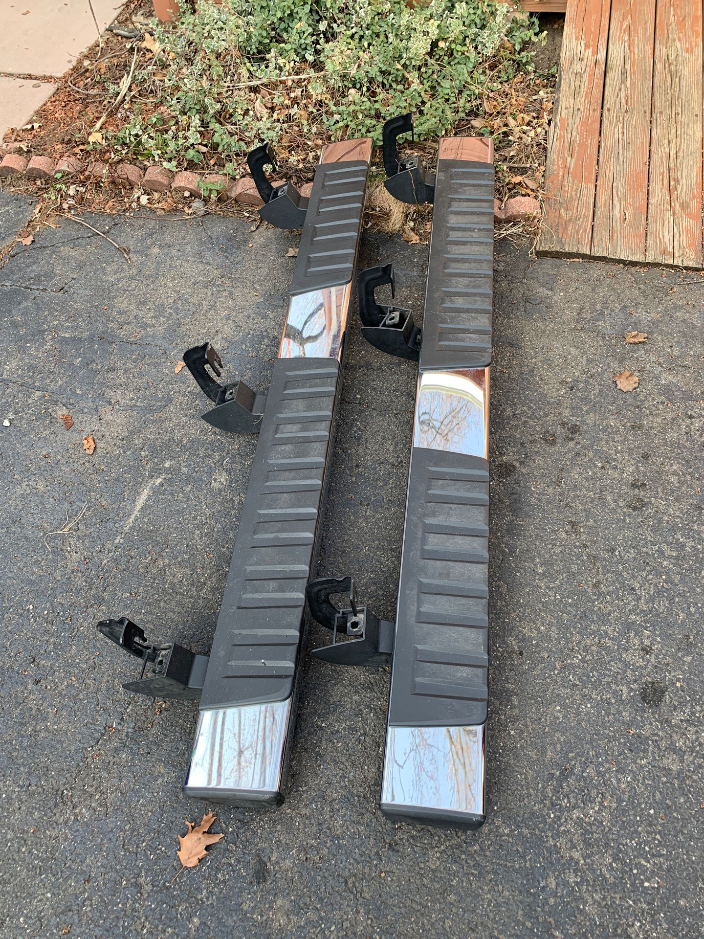 Running boards. 2018 Chevy Silverado