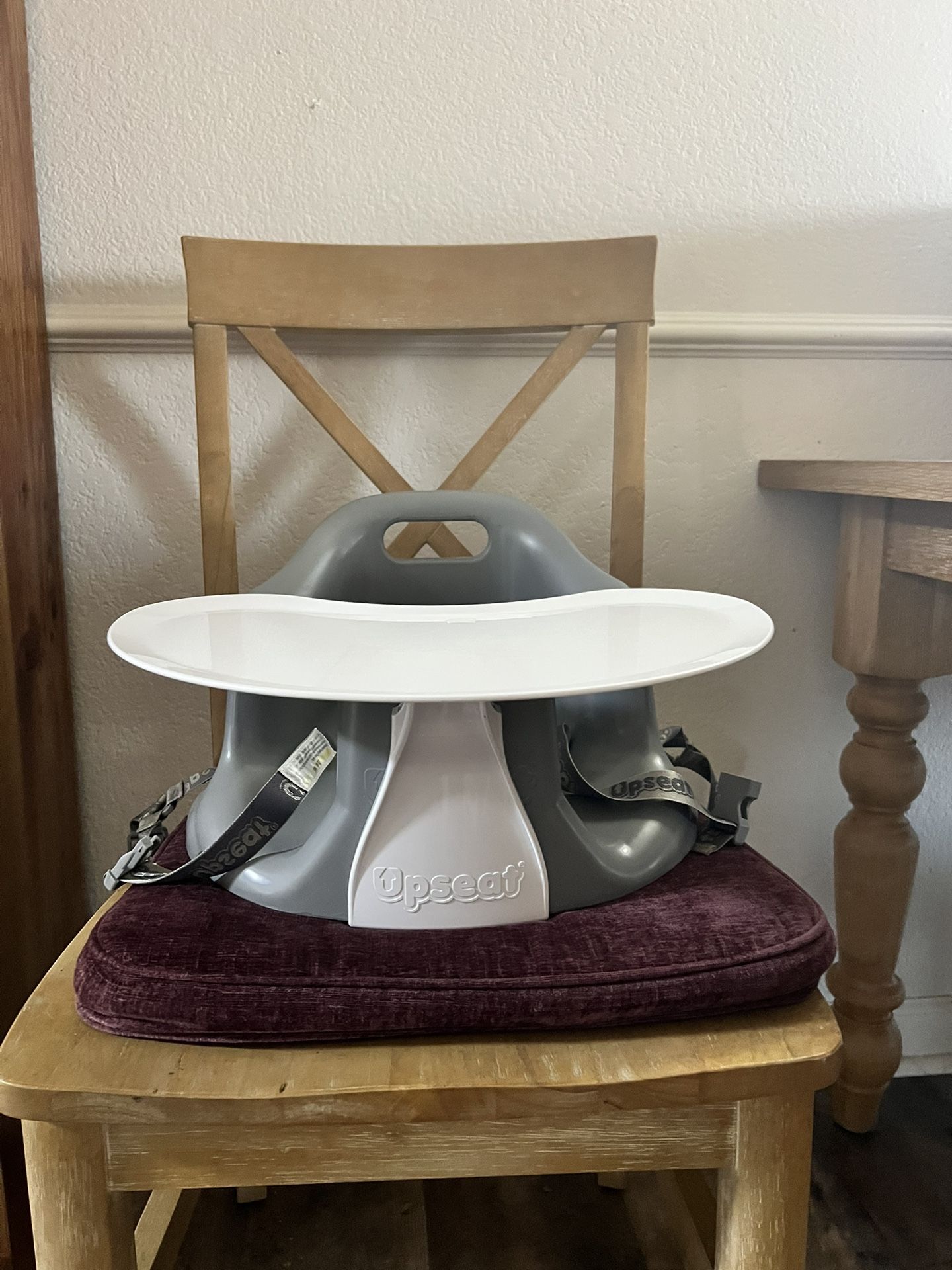 Upseat Baby Floor & Booster Seat - Grey