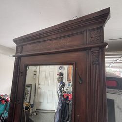 Hall Tree With Mirror 