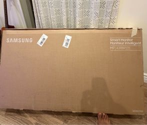 Samsung 43" 4K M7 Smart Monitor & TV