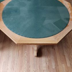 Poker/ Dining Table With Chairs