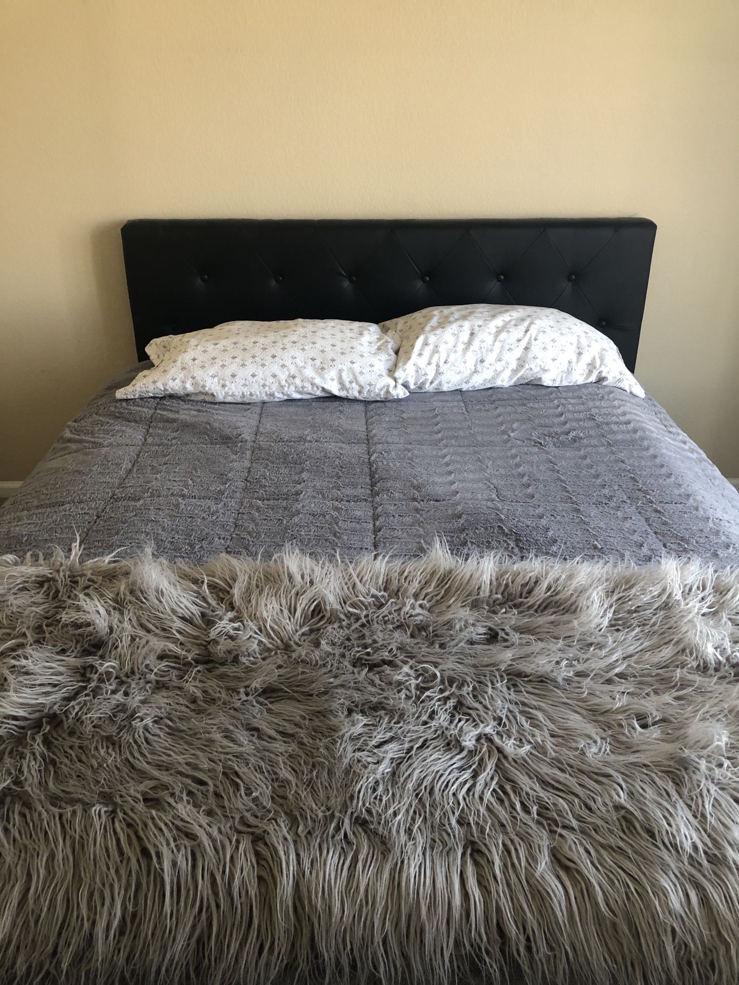 Queen bed with frame and mattress