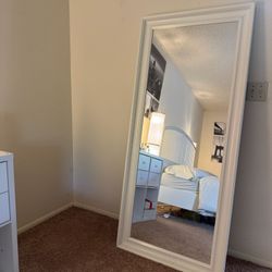 Full-Length Floor Mirror – White Frame 
