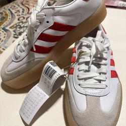 Women’s adidas Tennis Shoes