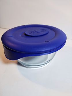 8200 PYREX PRO Storage 1.67 Cup Bowl Dish with Vented Blue Cover Lid
