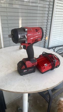 Milwaukee 1/2 Drive Impact Wrench Hight